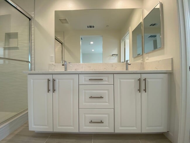 Building Photo - New Build 3bd/3bth in Coral Ridge Communit...