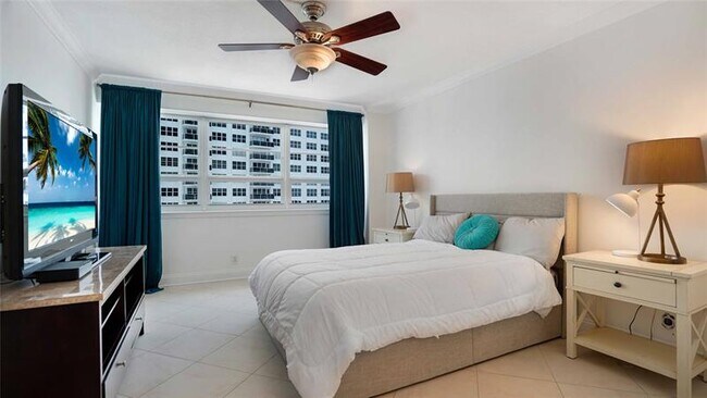 Building Photo - 3430 Galt Ocean Dr