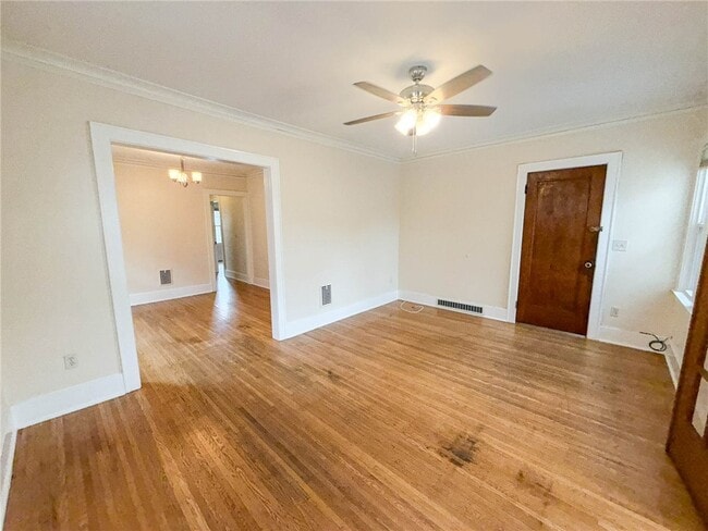 Building Photo - 12 Boardman St