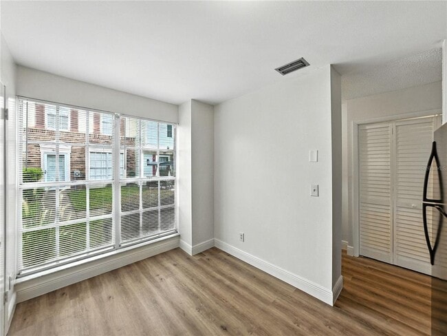 Building Photo - 1816 Mill Run Cir