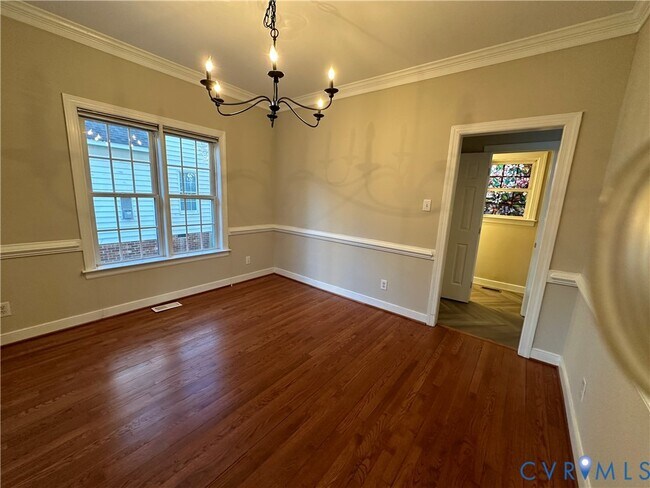 Building Photo - 5219 Scotsglen Dr