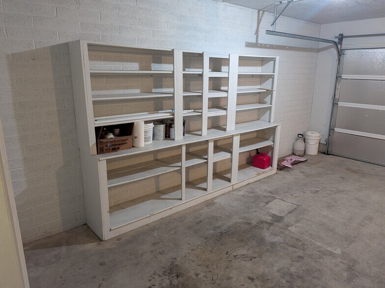 Building Photo - 186 W 1100 N