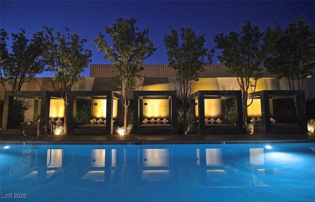 Building Photo - 4471 Dean Martin Dr