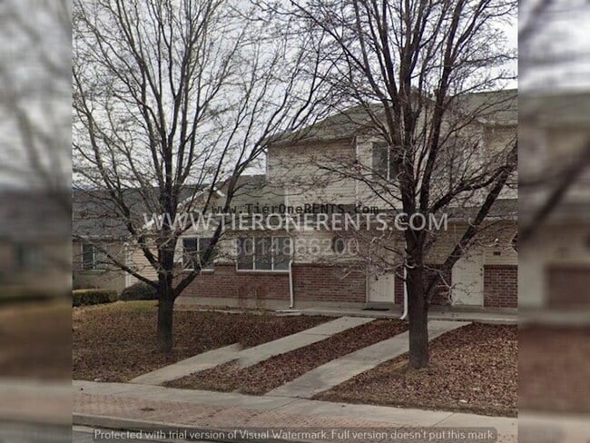 Building Photo - no deposit option available for qualified ...
