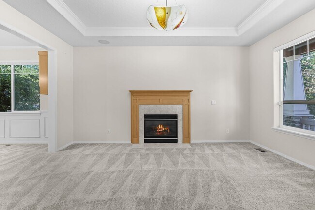 Building Photo - FOR RENT: CORNER LOT, Immaculate, lovely and spacious home - 5 bed, 3 bath + bonus room with 3-ca...