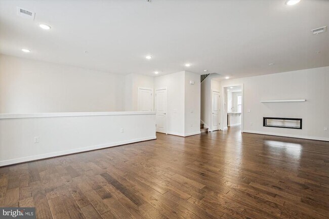 Building Photo - 13411 Launders St