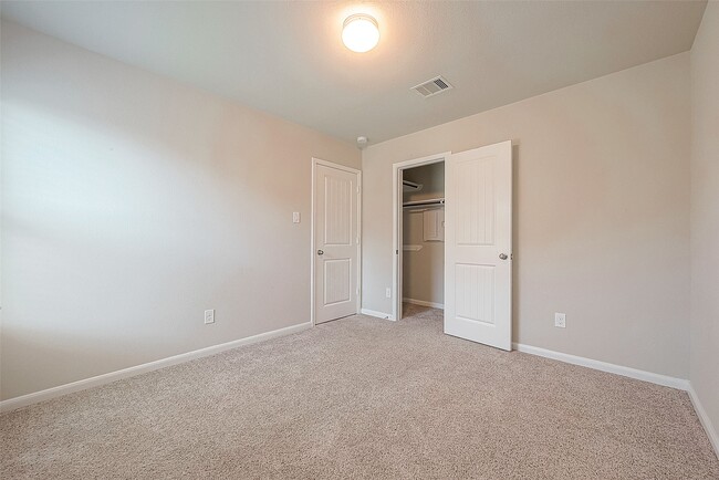 Building Photo - 3914 McDonough Way