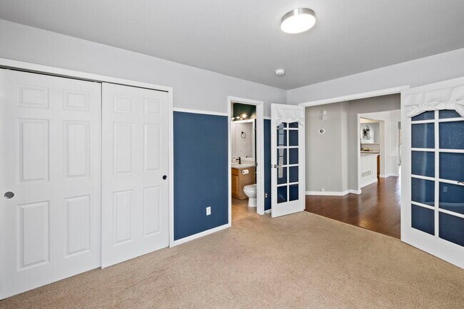 Building Photo - 626 Rolling Rock Point