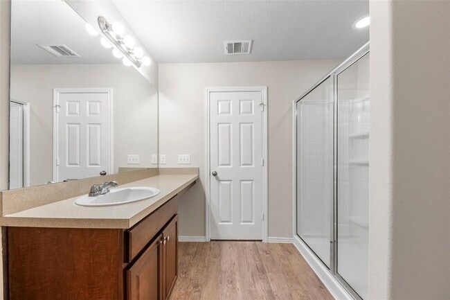 Building Photo - 21231 Bush Brook Bend Path