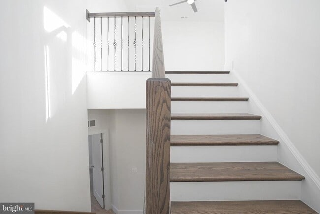 Building Photo - 44734 Roosevelt Sq