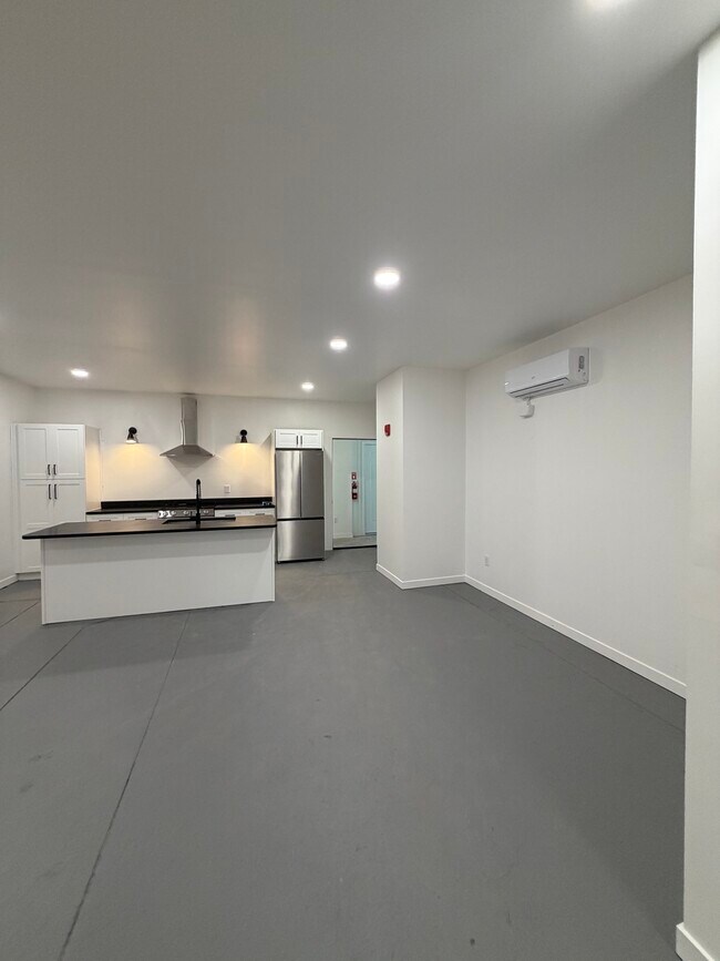 Building Photo - The Warehouse At Calhoun - RESIDENTIAL