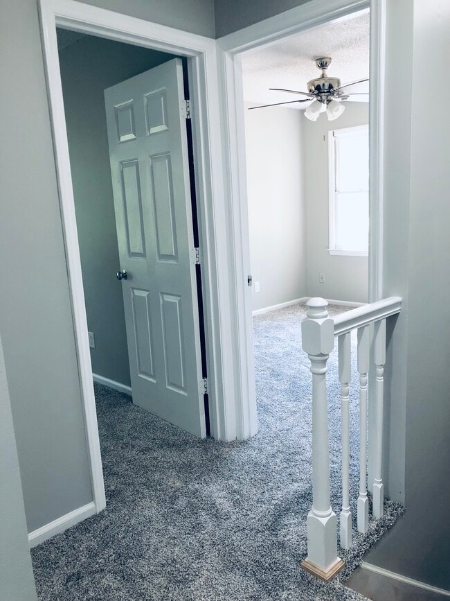 Building Photo - 516 Brent Rd