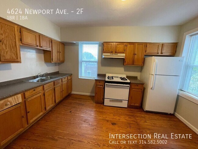 Building Photo - 4624 Newport Ave