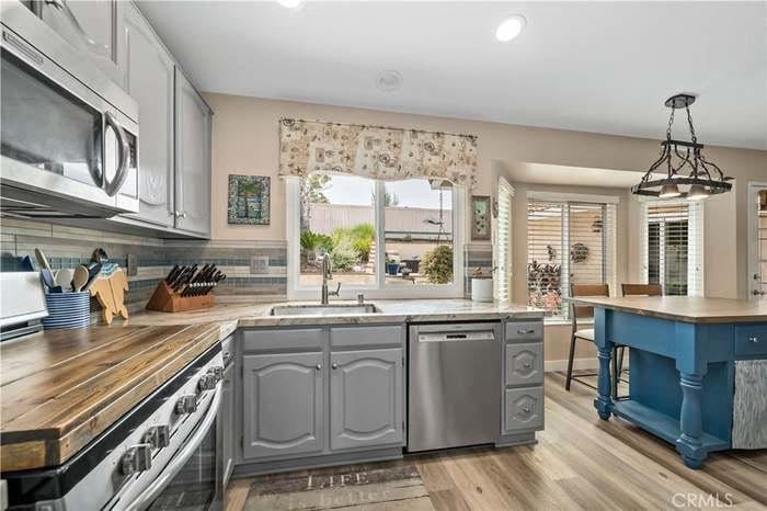 Building Photo - 31141 Vía Gilberto