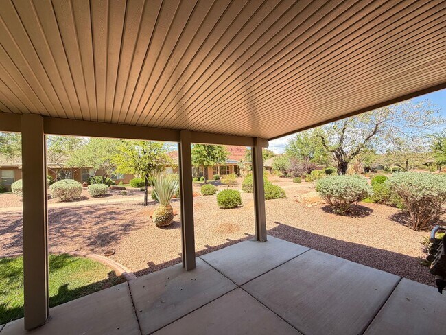 Building Photo - Home in Ivins