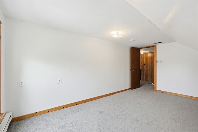 Building Photo - 36 Albion St