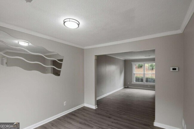 Building Photo - 218 Mill Creek Pl