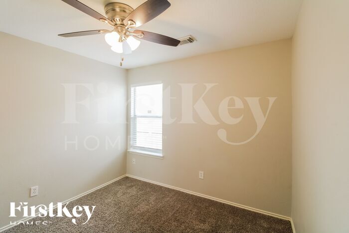 Building Photo - 3519 Apache Meadows Drive