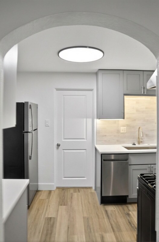 Building Photo - 1364 Lafayette St