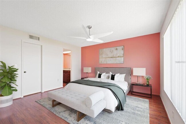 Building Photo - 4620 Bay Blvd