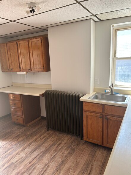 Kitchen - 227 Taylor St