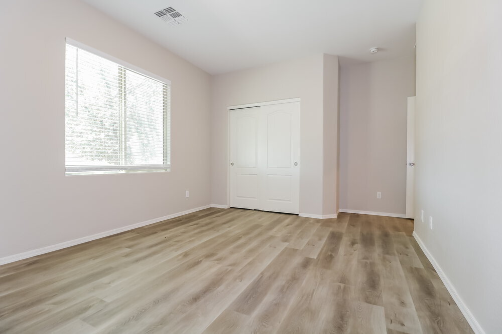 Building Photo - 7415 S 253rd Dr