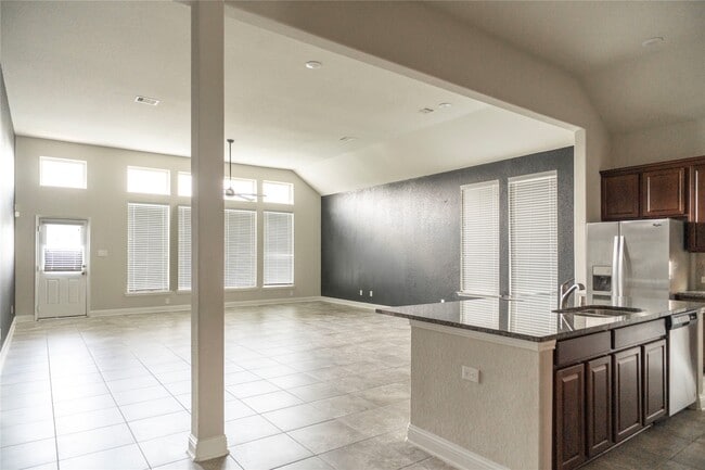 Building Photo - 17003 Maravillas Cove Dr