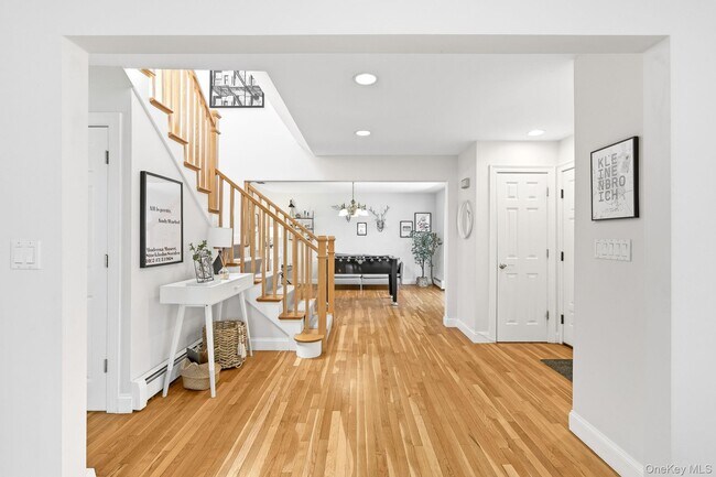 Building Photo - 26 Devonshire Dr