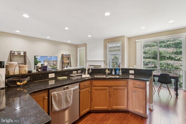 Building Photo - 42832 Bittner Square