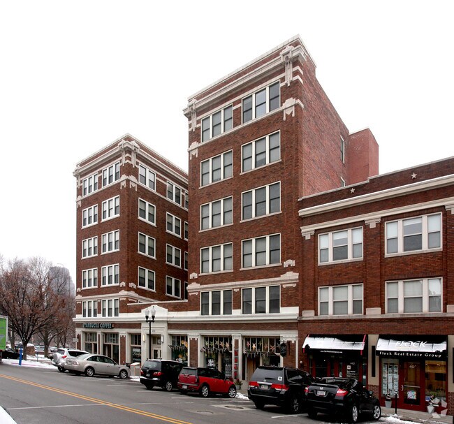 The Davlan 430 Massachusetts Ave Indianapolis IN 46204 Apartment Finder