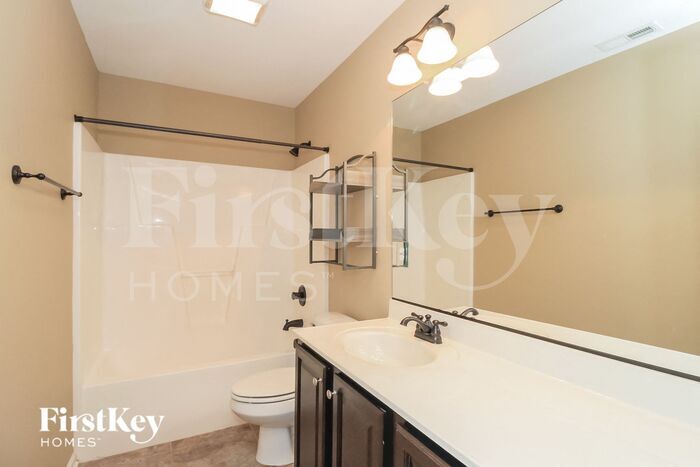 Building Photo - 2741 Timber Cove Ln