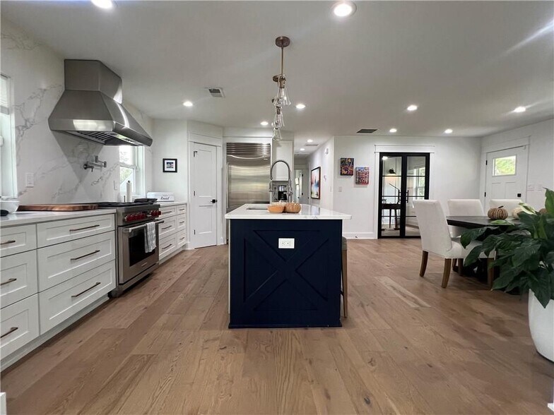 Building Photo - 862 W Sandtown Rd SW