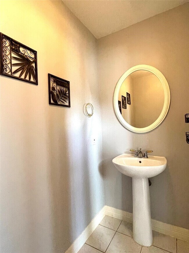 Building Photo - 3315 Frostwood Dr