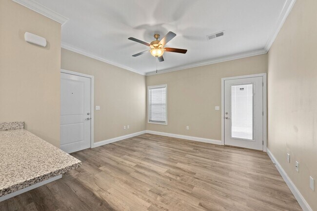 Interior Photo - Fox Ridge Apartments