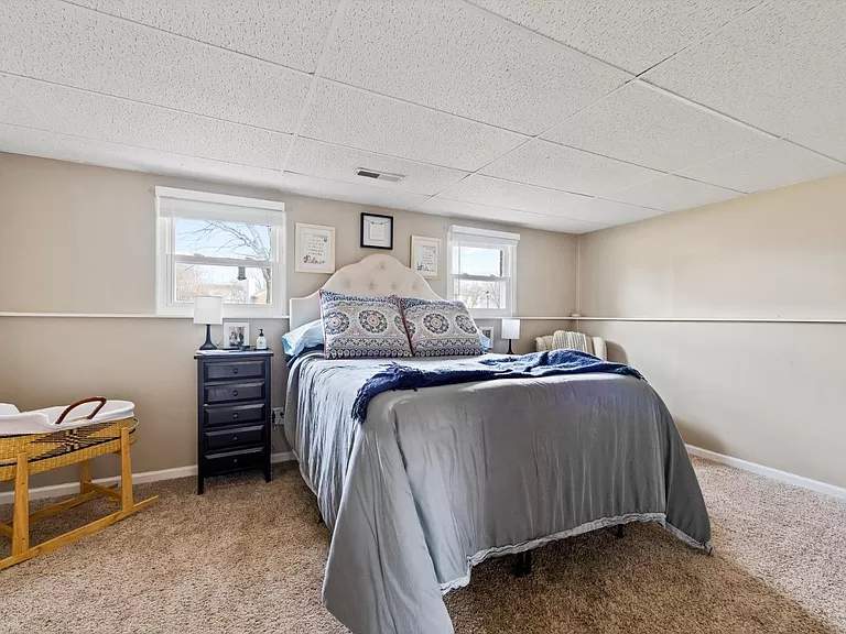 Building Photo - 1353 Firethorne Dr