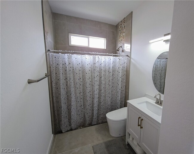 Building Photo - 2116 NE 22nd Ave