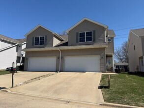 Building Photo - 1116 Doral Dr