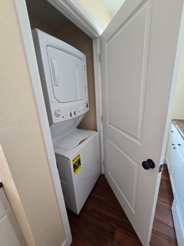 Building Photo - 2015 E Canal St