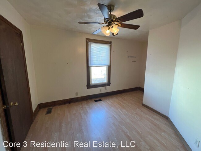 Building Photo - 3 br, 1 bath House - 1832 S 11th