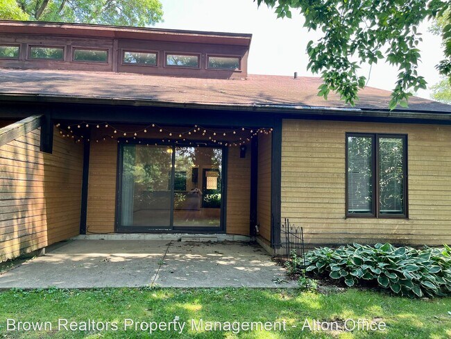 Building Photo - 2 br, 1 bath House - 1903 Muny Vista Ct., ...