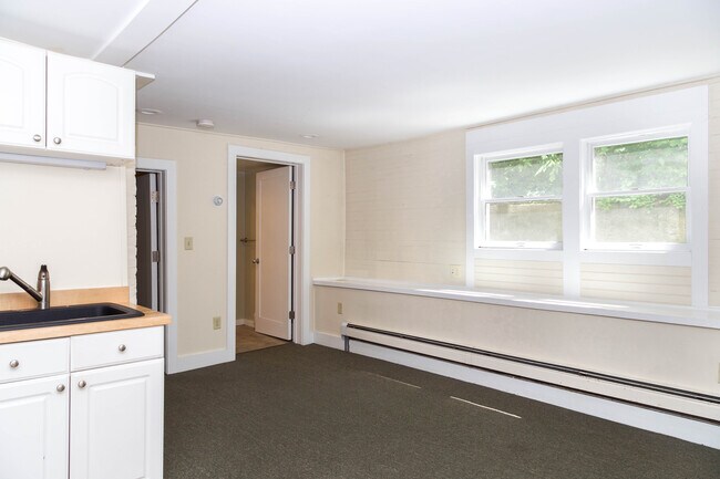 Unit C - 55 Loomis St