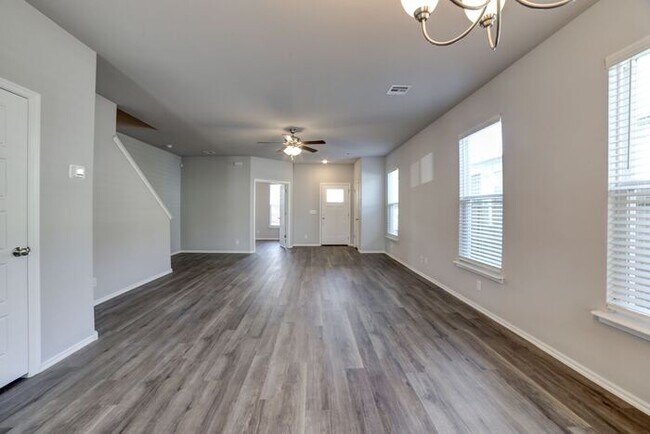 Building Photo - Luxury townhomes near TU and Mother Road M...