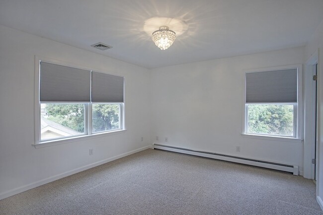 Building Photo - 46 Mystic River Rd