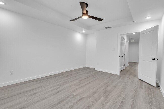 Building Photo - 8218 Casa Verde Rd