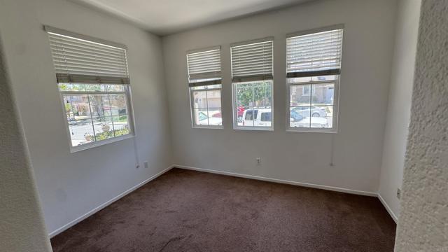 Building Photo - 973 Yosemite Dr