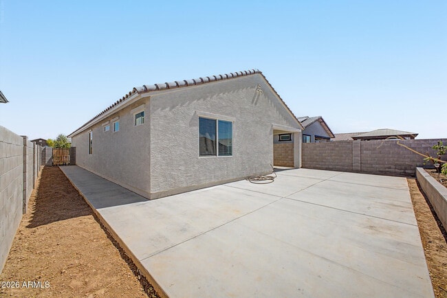 Building Photo - 17865 W Daley Ln