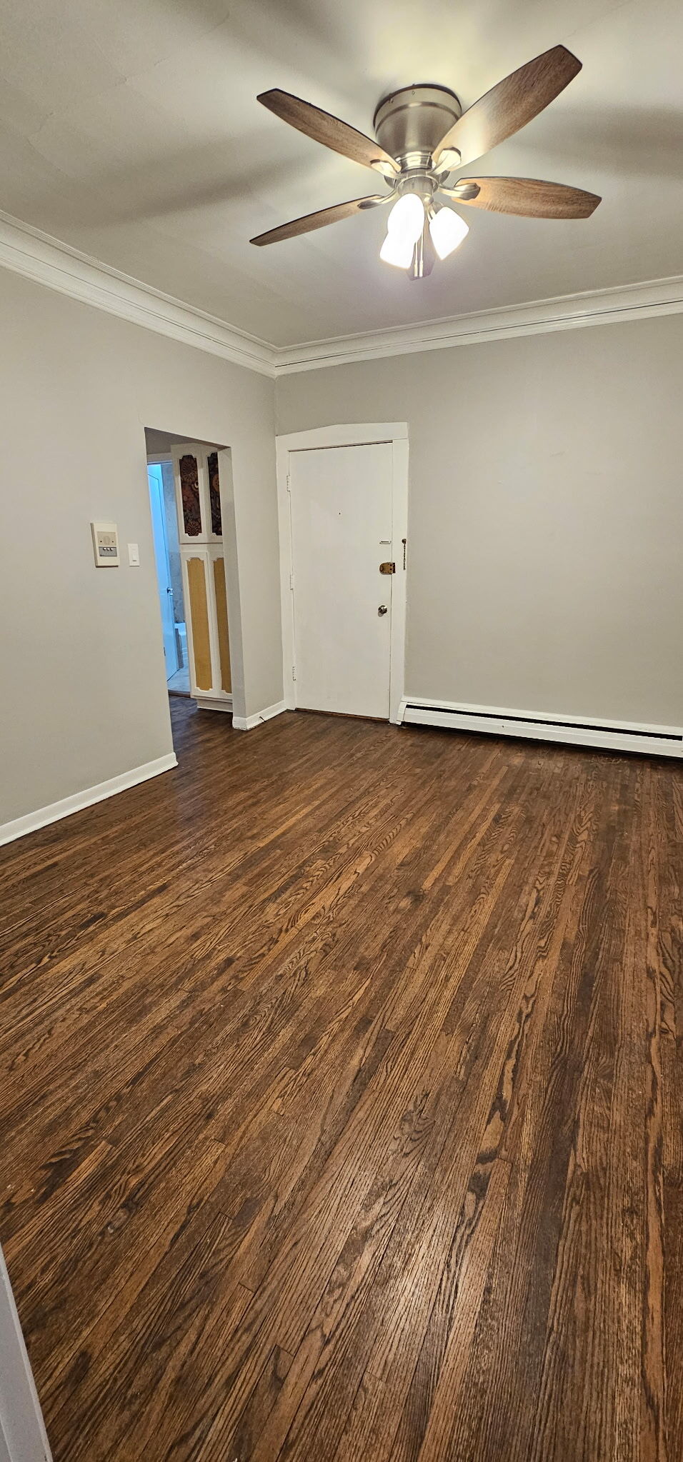 Building Photo - 3823 N Drake Ave