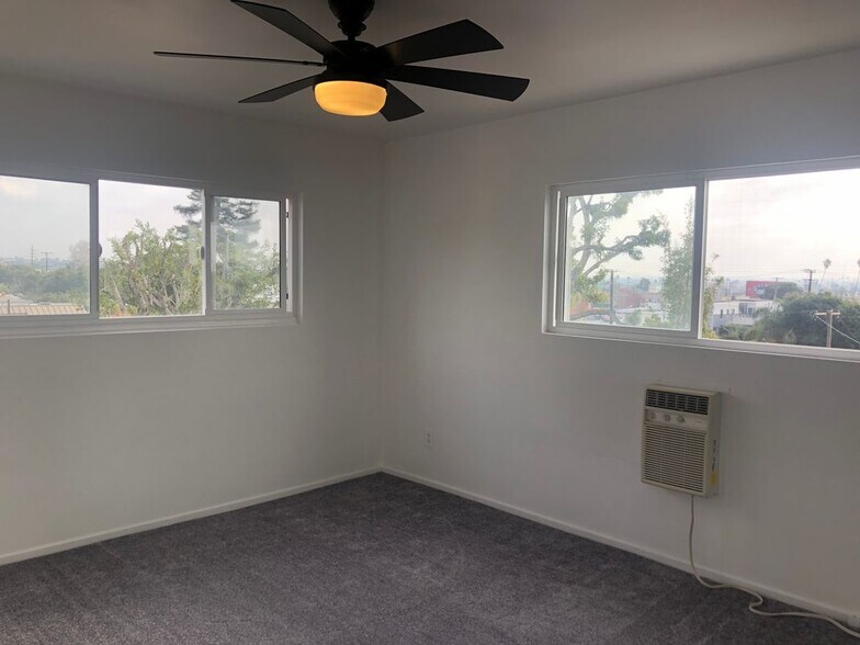 Building Photo - 744 Pier Ave