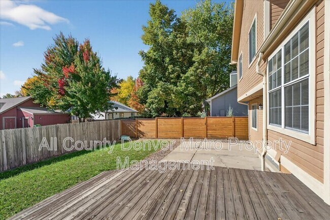 Building Photo - 306 Mulberry Cir