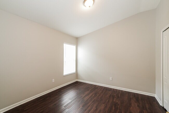 Building Photo - 13116 Early Run Ln